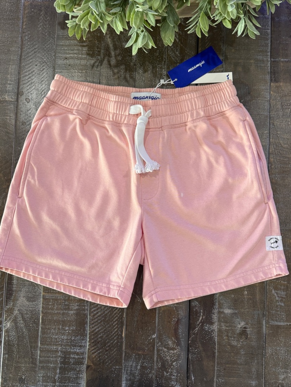 NWT Maamgic Pink/Peach KnitCozy 5” Sweat Shorts - Men’s Size Small